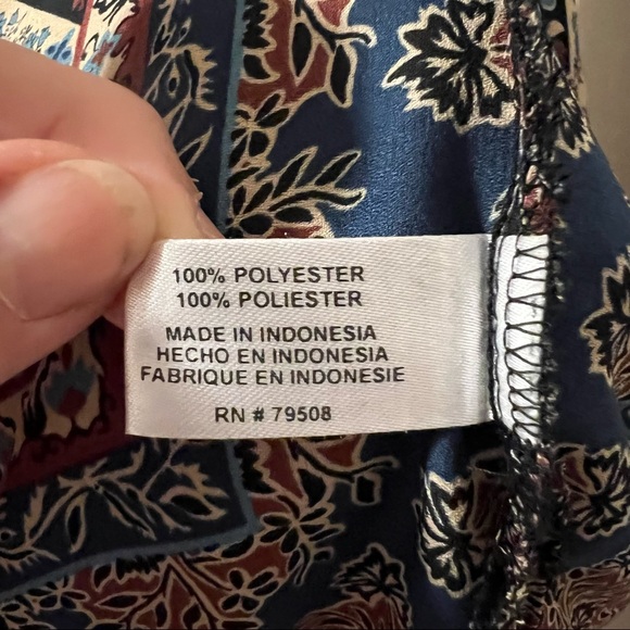 Violet & Claire long sleeve top - Picture 15 of 16